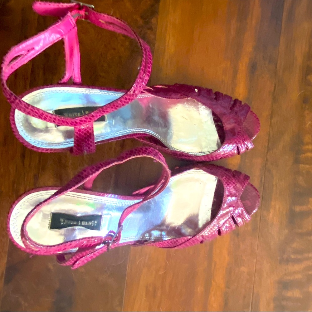 WHBM Hot pink, Hot heels 👠🔥